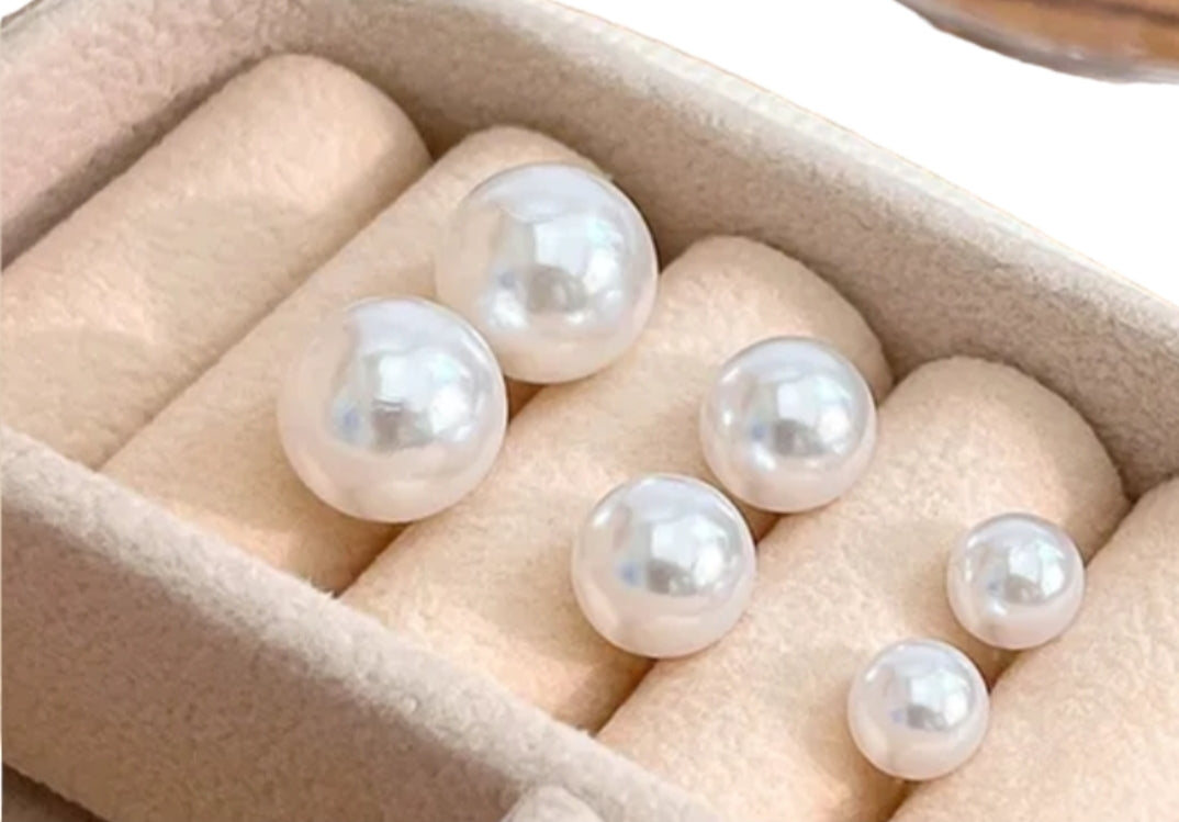 Imitation Pearl Stud