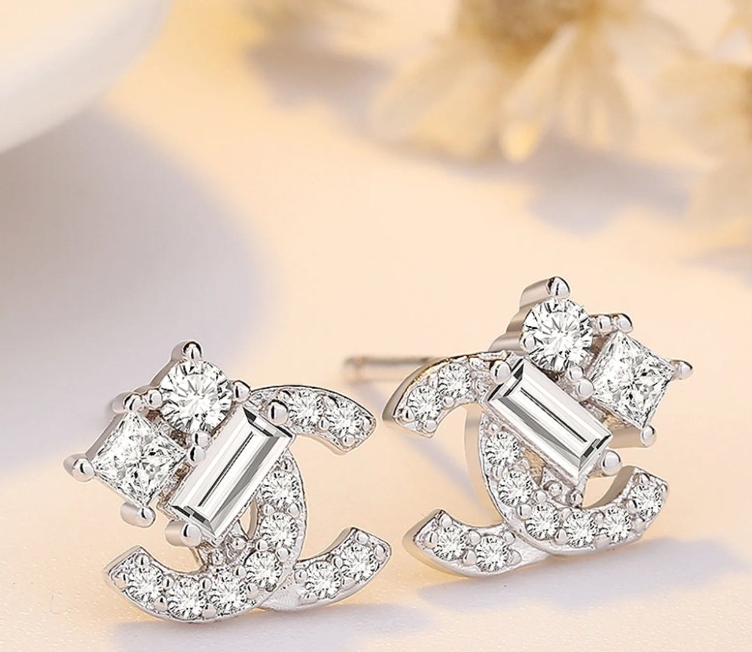 Fashion Letter Copper Inlay Zircon Ear Studs Earrings