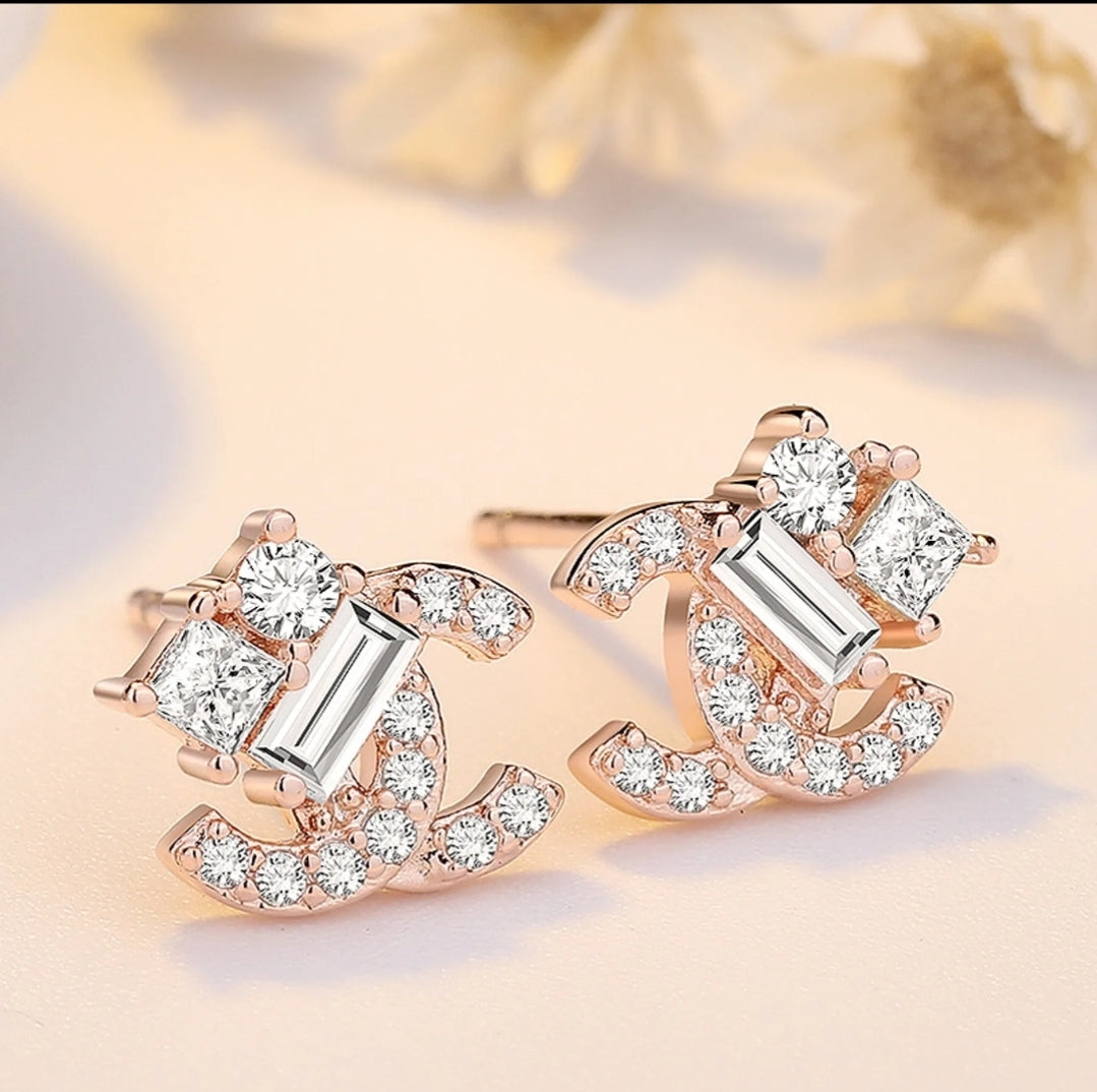 Fashion Letter Copper Inlay Zircon Ear Studs Earrings